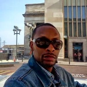 Meet your Posher, Eric